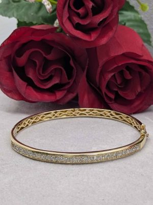 Ladies 10ct Yellow Gold Diamond Bangle - BL413507
