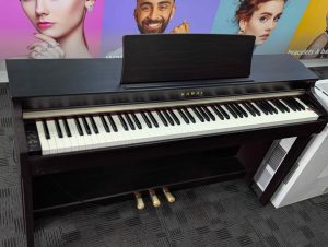 Kawai Mid Range 88-Key Responsive Hammer III Digital Piano (CN27) - BP440061