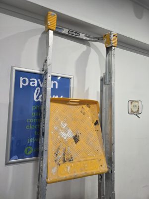 Gorilla Heavy Duty Ladder w/ Adjustable Platform 180KG - IP436434