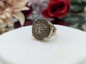 Mens 9CT Yellow Gold Medusa Head Signet Ring (11.9gms) - BP438897