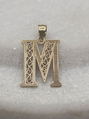 9ct Yellow Gold M Pendant GN438166