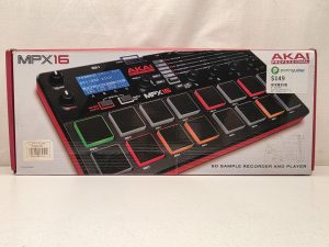 AKAI Professional MPX16 SD Sample Recorder Player - IP311998