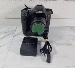 Canon EOS 7D DSLR Camera TW399509