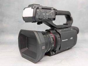Panasonic Professional 4K Ultra-Compact Handheld Video Camcorder (AG-CX10) - BP441431