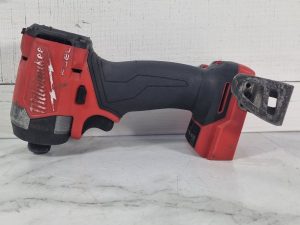 Milwaukee 18V Impact Driver TW437736