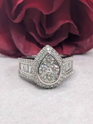 Valuated Ladies 18ct Gold Pear Shaped Diamond Cluster/Halo Ring - BL298879