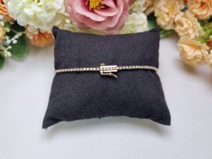 10ct Yellow Gold Tennis Bracelet TW422594