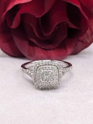 Ladies 10ct White Gold Diamond Cluster Ring - BL402131