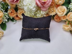 18ct Yellow Gold Heart Charm Bracelet TW422595