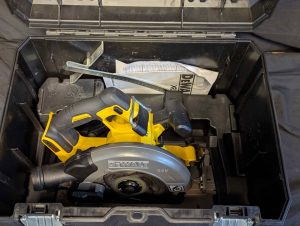 DeWalt 54V XR Flexvolt Circular Saw Skin-Only (DCS578) - BP420082
