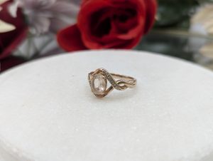 Ladies 9CT Rose Gold & Diamond Pale Pink Stone Ring (2.6gms) - BP431694