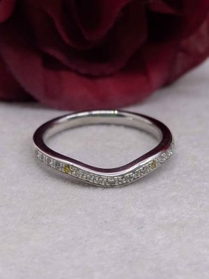 Ladies 18ct White Gold Curved Diamond Ring - BL395490