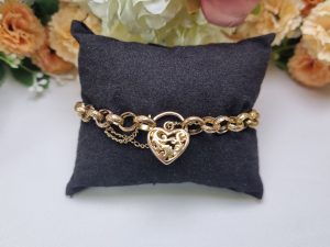 9ct Yellow Gold Heart Locket Belcher Bracelet TW422592