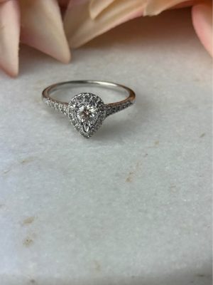 9ct white gold diamond ring #GN404439