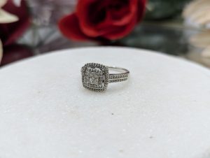 Ladies 9CT White Gold Diamond Halo Cluster Ring (2.8gms) - BP398458