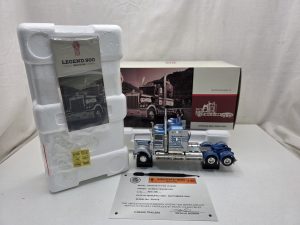 BOBBINS MODEL TRUCK Z01475  LEGEND 900 LIMITED EDITION IP442352