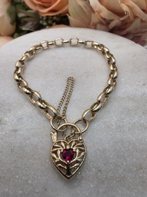 Ladies 9CT Yellow Gold Belcher Bracelet with Heart Clasp & Red Stone - IP423484