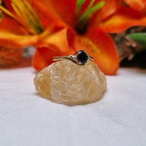 9ct Yellow Gold Deep Blue Stone Ring TW417869