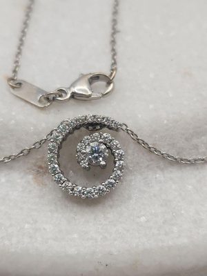 18ct White Gold Necklace With Diamond Pendant GN390271