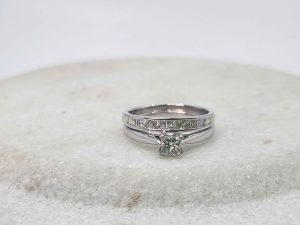 18ct White Gold Bridal Set - GN426319