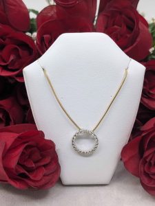 Ladies 18ct White Gold Diamond Circle Pendant - BL402702