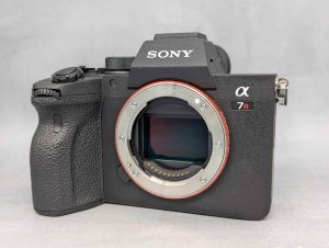 Sony Alpha 7R IV Full-Frame Mirrorless Camera Body Only (ILCE-7RM4A) - BP442793