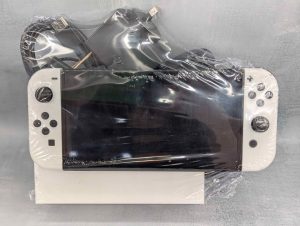 Nintendo Switch OLED Console (HEG-001) - BP430488