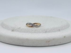 Two-Toned 9ct Ring - GN445535