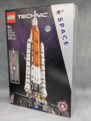 Sealed LEGO Technic NASA Artemis Space Launch System Rocket Complete Set (42221) - BP445091