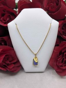 Ladies 22ct Yellow Gold Opal Pendant - BL421732