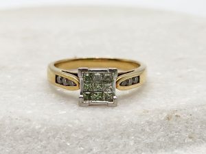 18ct Yellow Gold and Diamond Ring GN309590