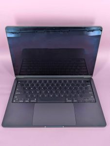 Apple MacBook Air 13-inch 256GB Laptop (M3, 2024) - BP445799