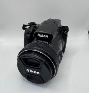 Nikon Coolpix P1100 Superzoom Digital Camera (24-3000mm) - GN450078