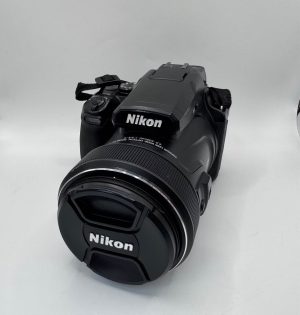 Nikon Coolpix P1100 Superzoom Digital Camera (24-3000mm) - GN450078