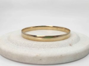 9ct Soild Bangle - GN445479