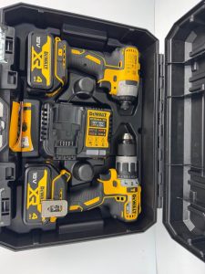 Dewalt 18V Hammer Drill Driver & Impact Driver 4Ah Bundle w/ TStak Box - GN449691