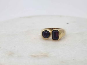 18ct Garnet Ring - GN438165