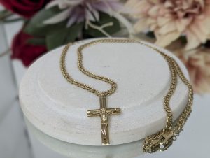 Unisex 9CT Yellow Gold Cuban Link Chain with Crucifix Pendant (20gms) - BP447119