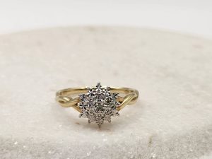 9ct Yellow Gold Ring GN445392