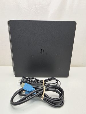 PlayStation 4 Slim - IP430327