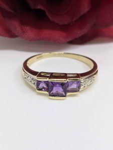 Ladies 9ct Yellow Gold Created Amethyst Ring - BL446011