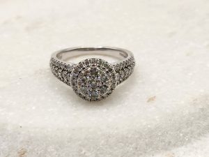 14ct White Gold and Diamond Ring TDW 1ct GN449113