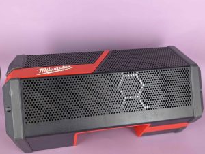 Milwaukee 12/18V Wireless Jobsite Speaker Skin-Only (M12-18 JSSP) - BP445412