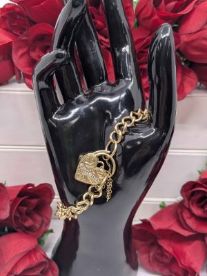 Ladies 9ct Yellow Gold Diamond Heart Locket Bracelet - BL448406
