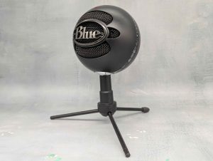 Blue Snowball iCE Plug & Play USB Microphone - BP441422